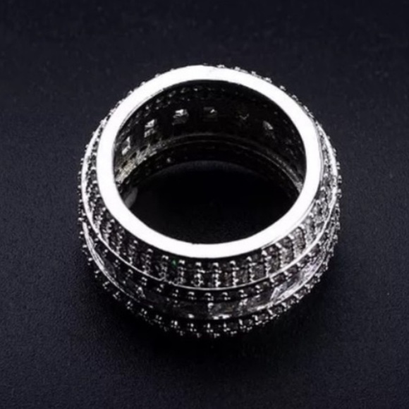 NEW 925 STERLING SILVER LUXURY DIAMOND RING, CUTE RING, SHINY RING. - Picture 5 of 5